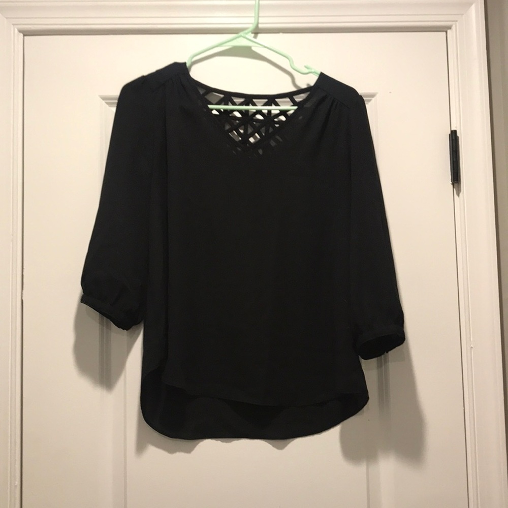 Causal black blouse